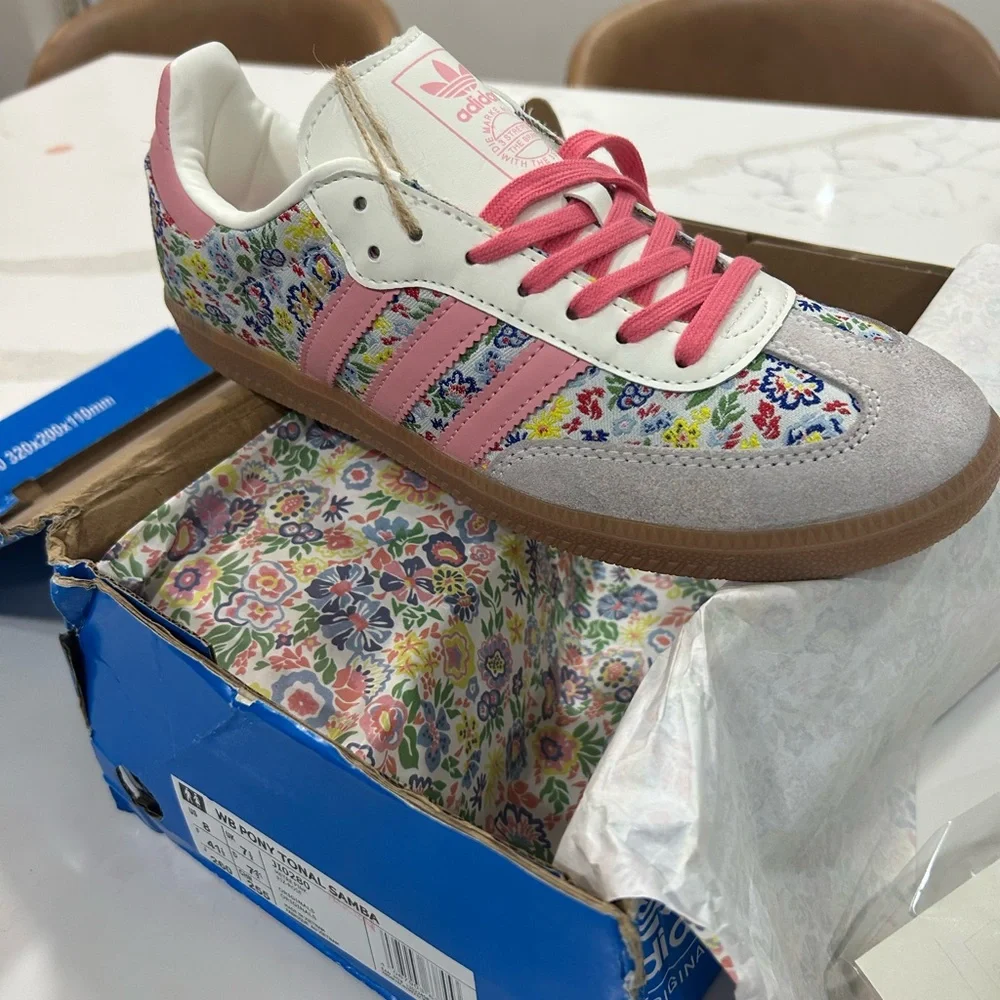 adidas Metre Pink WB Pony Tonal Samba Box Label - Picture 1 of 2